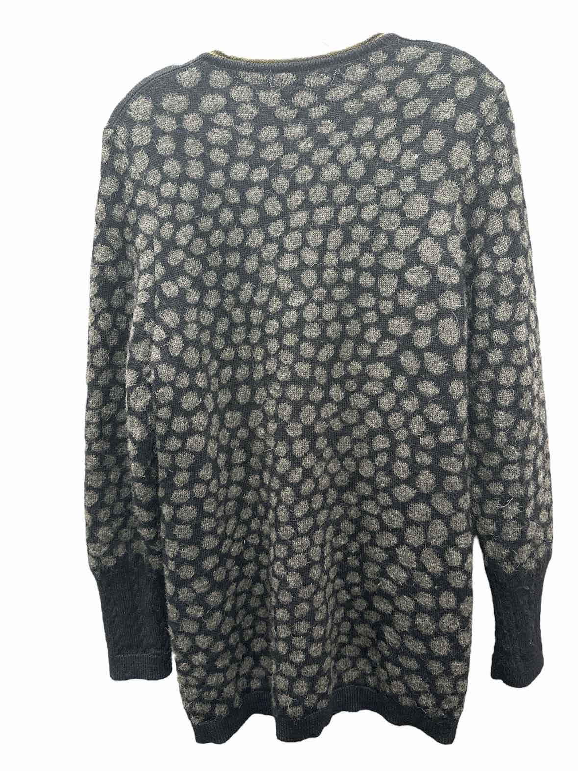 Oleana Size XL Navy & Gray Sweater