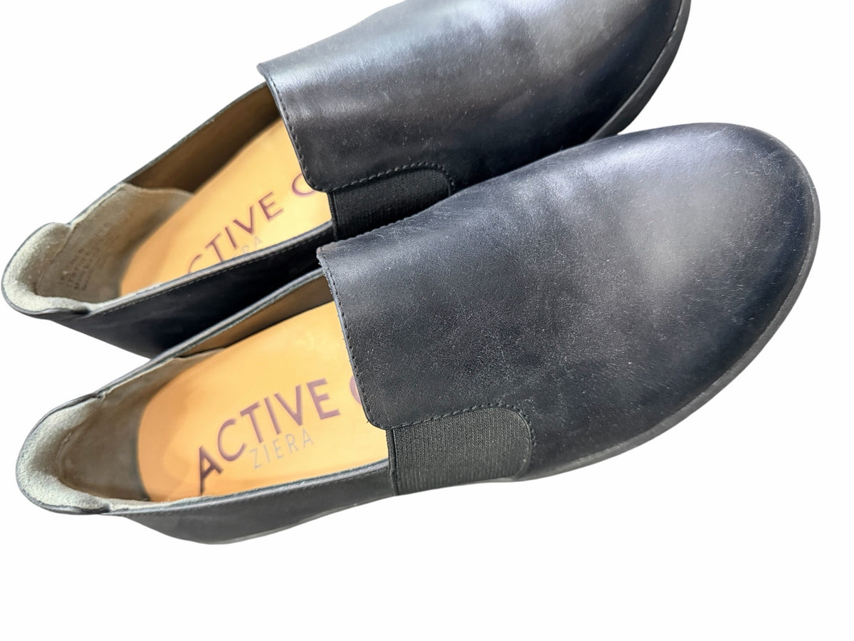 Ziera Shoe Size 9 Black Loafers