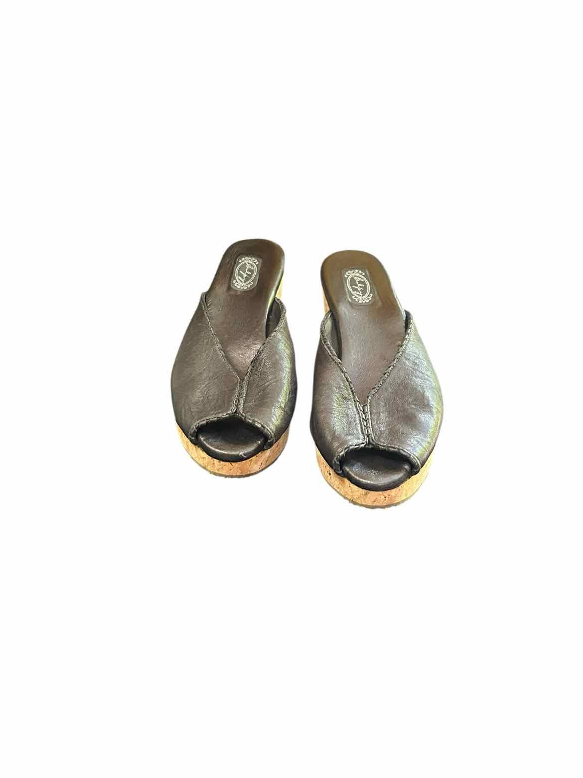 Salpy Shoe Size 6.5-7 Black Sandals