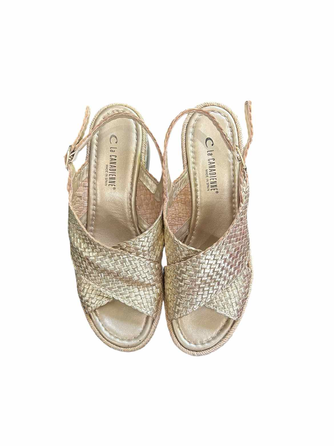 La Canadienne Shoe Size 10.5 Gold Sandals