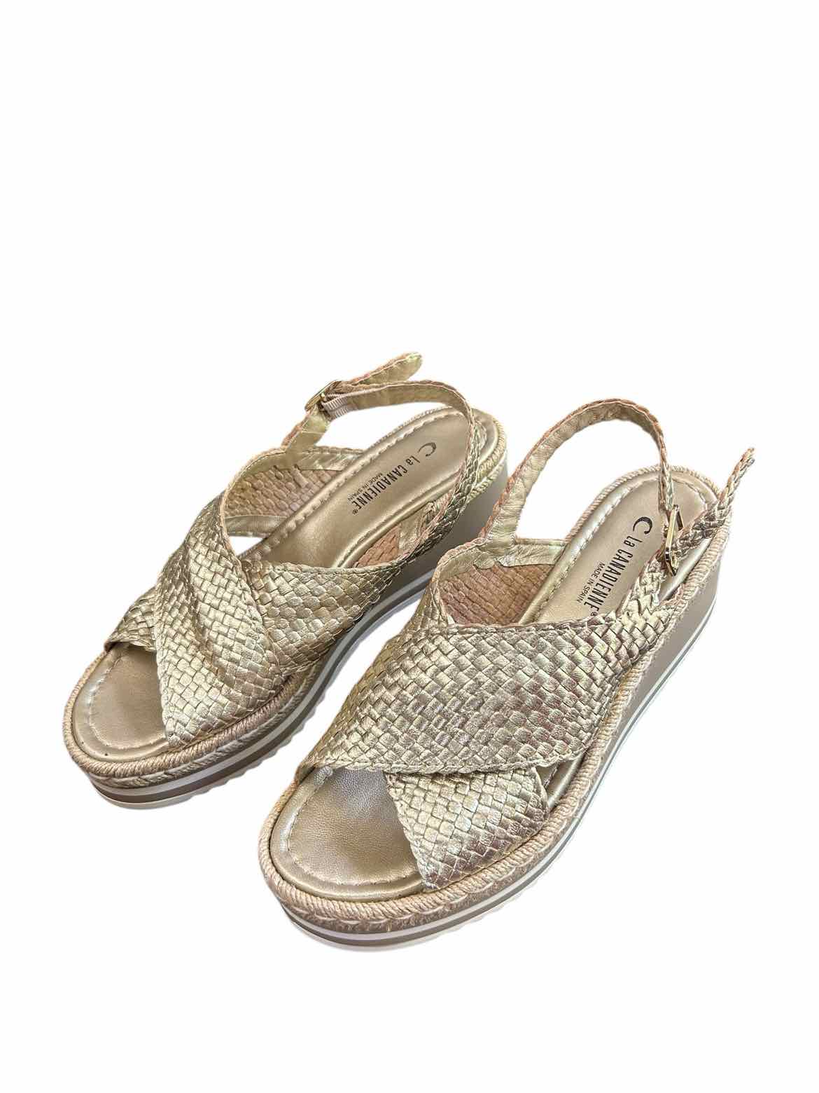 La Canadienne Shoe Size 10.5 Gold Sandals