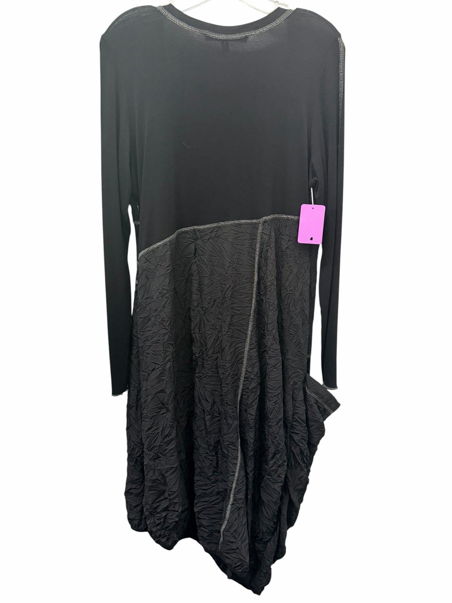 Mado et les autres Size Medium Black Dress