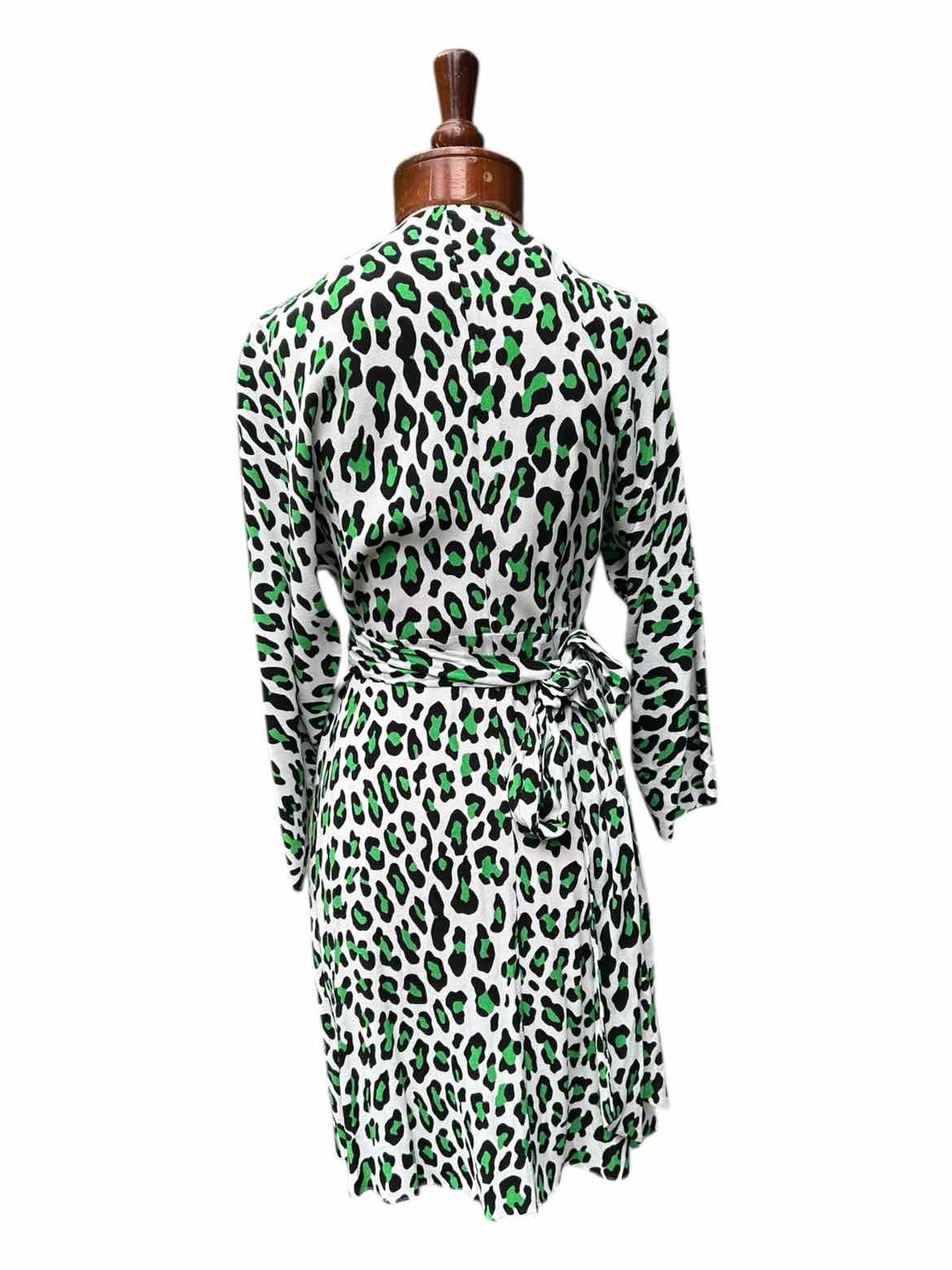 DVF Size Small Green Print Dress