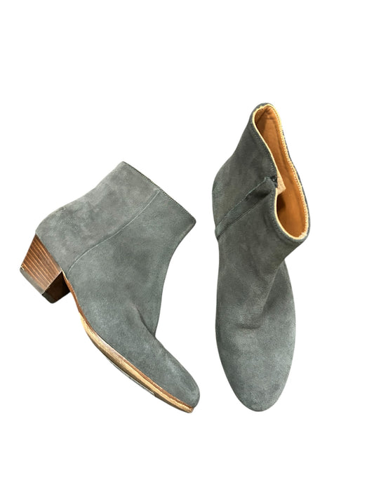 Common Projects Shoe Size 7.5 Gray Boots