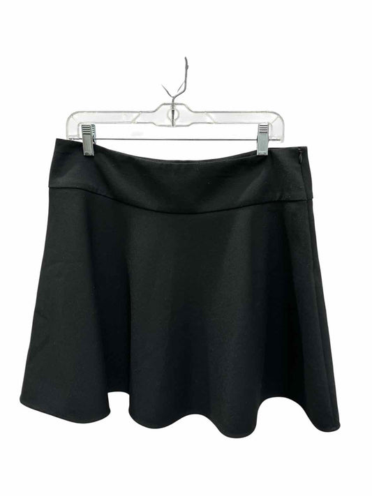 Red Valentino Size Medium Black Skirt