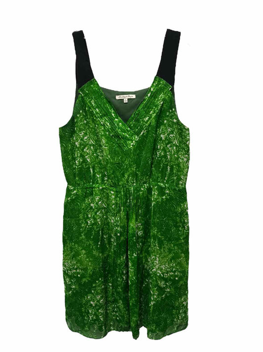Broadway & Broome Size 6 Green Dress