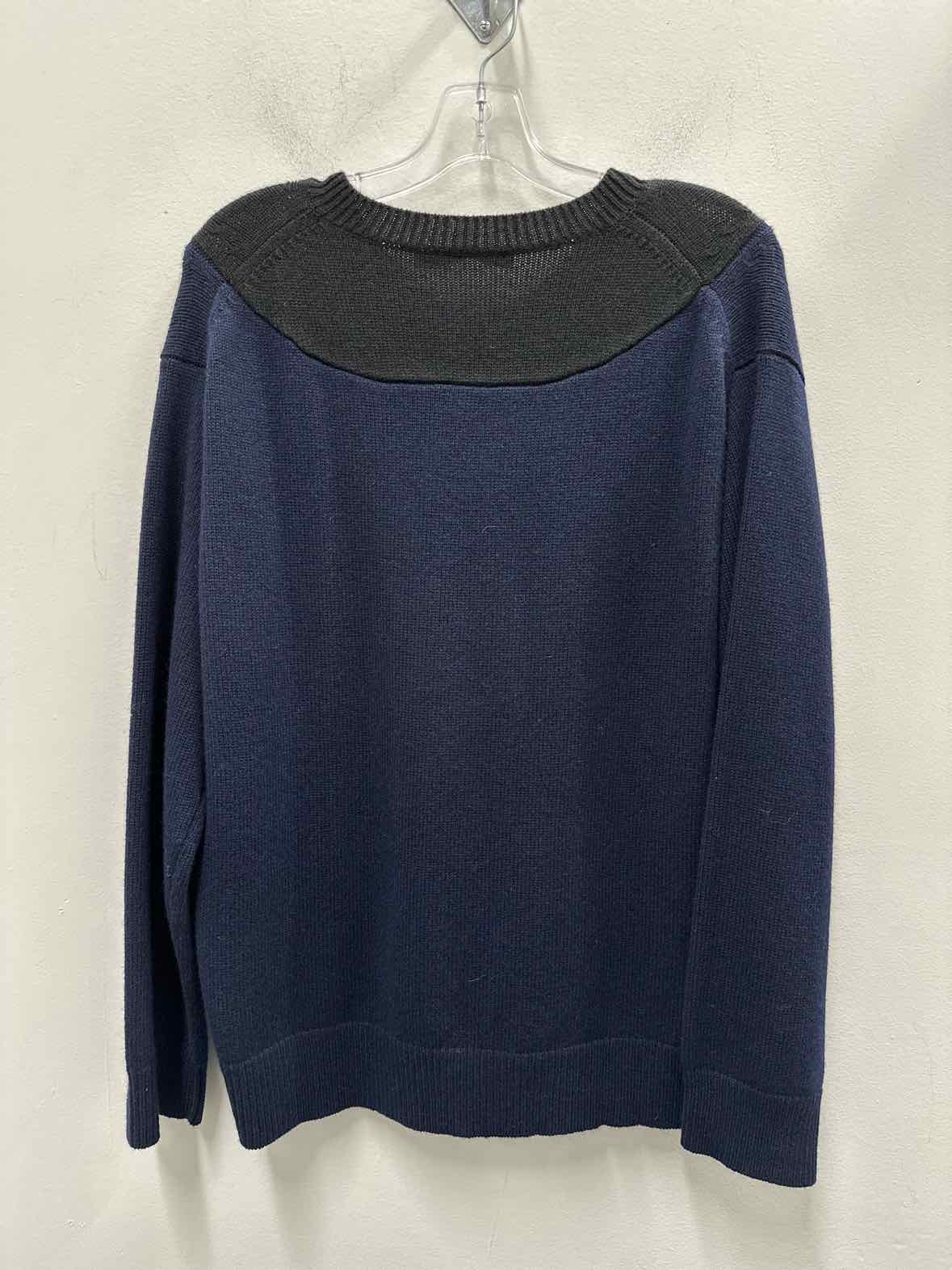 Sofie D'Hoore Size Small Navy & Black Sweater