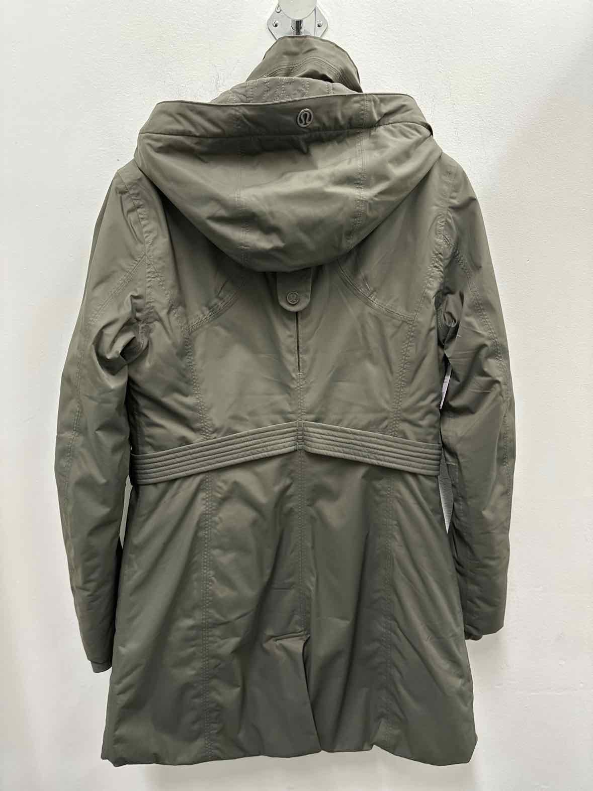 Lulu Lemon Size 8 Sage Coat