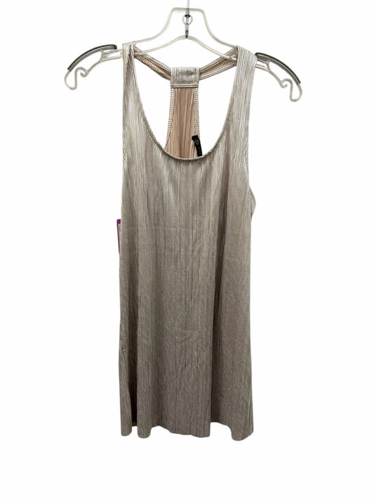 Outback Size Medium Silver Blouse