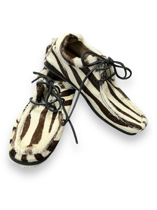 Car Shoe Shoe Size 8-8 1/2 Brown & White Shoes