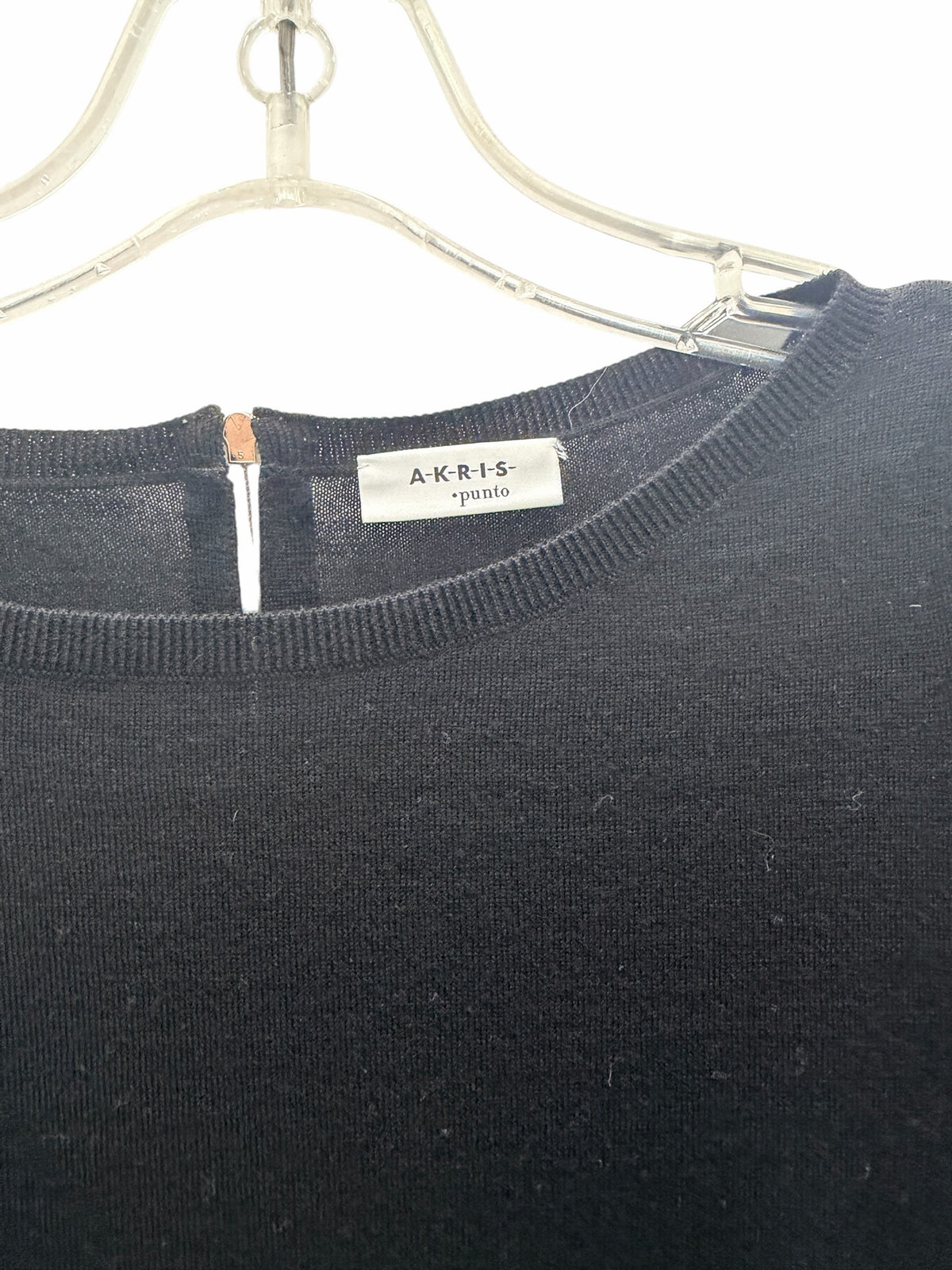AKRIS Size 4 Black Sweater