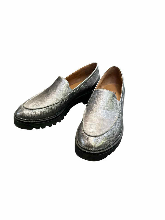 Caslon Shoe Size 8 Silver Loafers