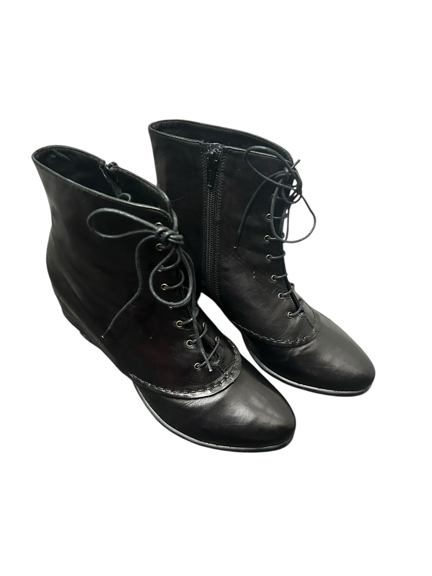 Everybody Shoe Size 8.5-9 Black Boots