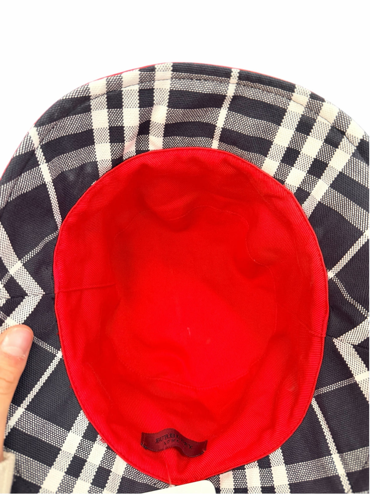 Burberry Size Black & White Plaid Hat