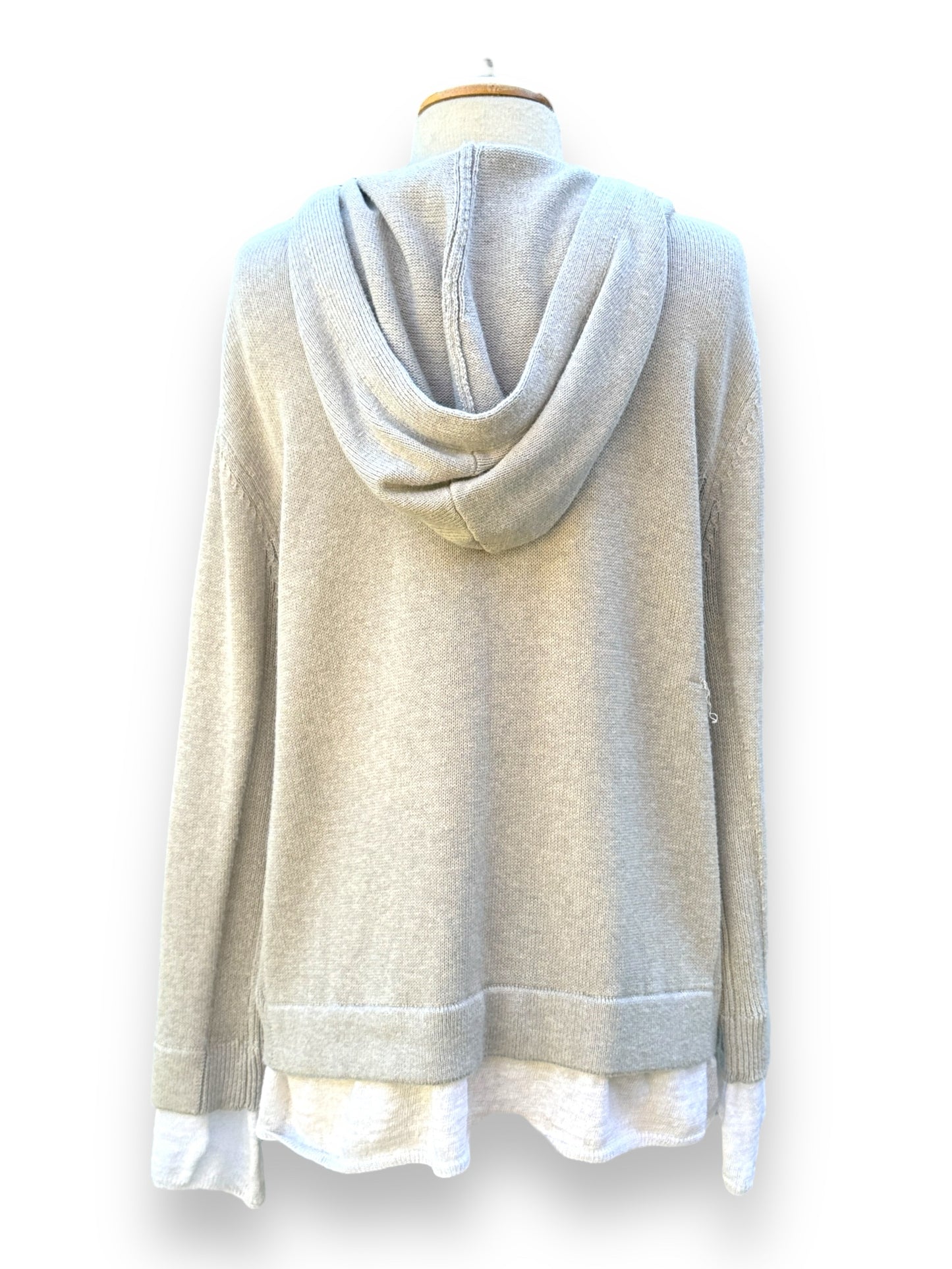 Size Medium Brochu Walker lt Gray Sweater