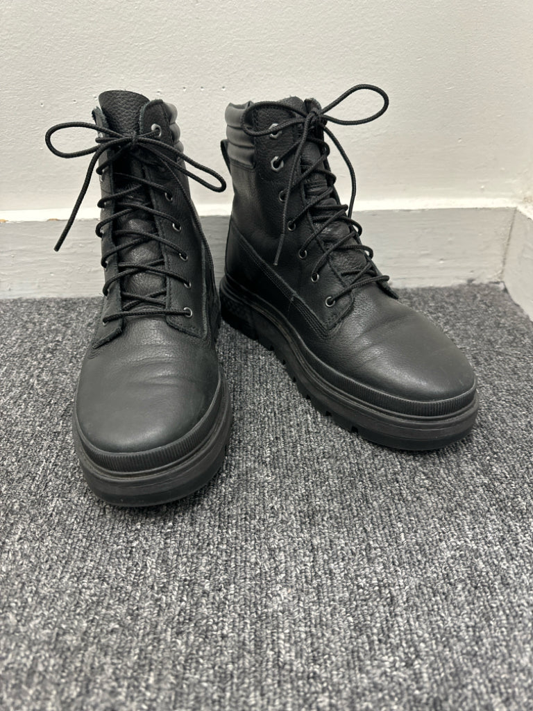 Shoe Size 8 Timberland Black Boots